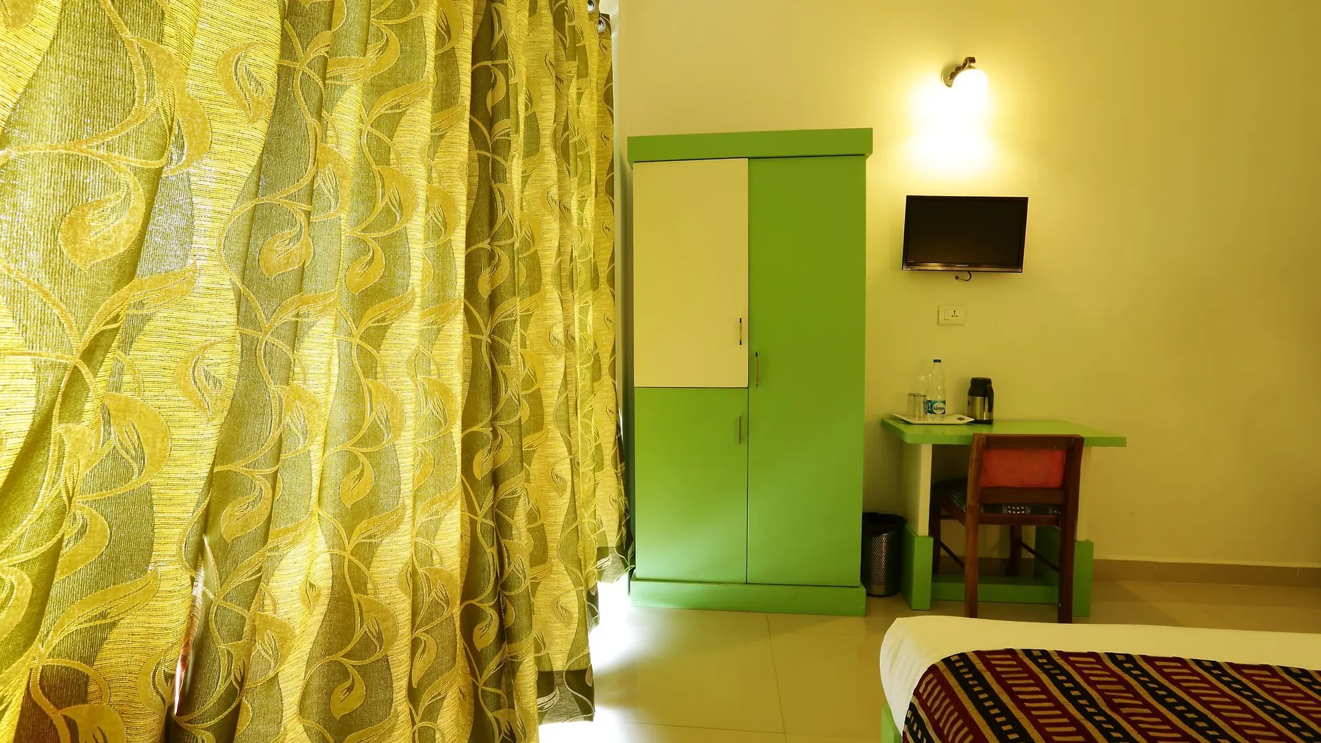 Oyo Rooms 013 Near Munnar Kumily Highway Ξενοδοχείο